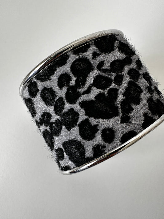 Brazalete lion plateado