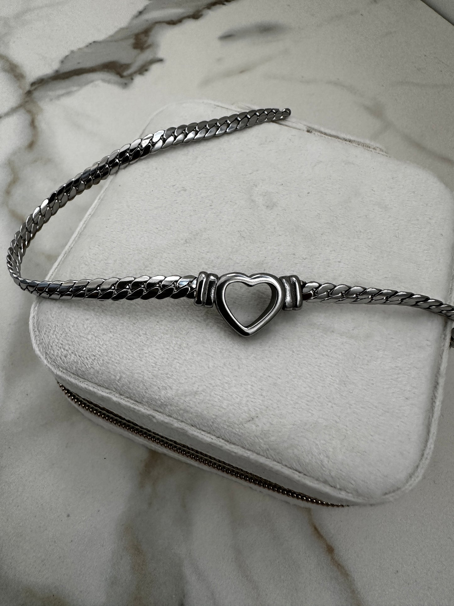 Collar L con amor